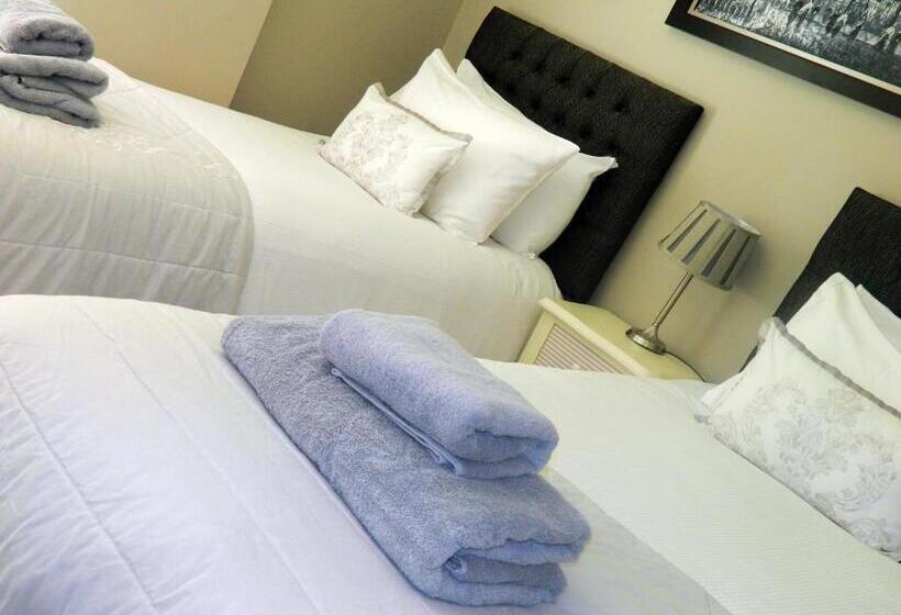 جناح مطلّ علي الحديقة, Birchover Bridgford Hall