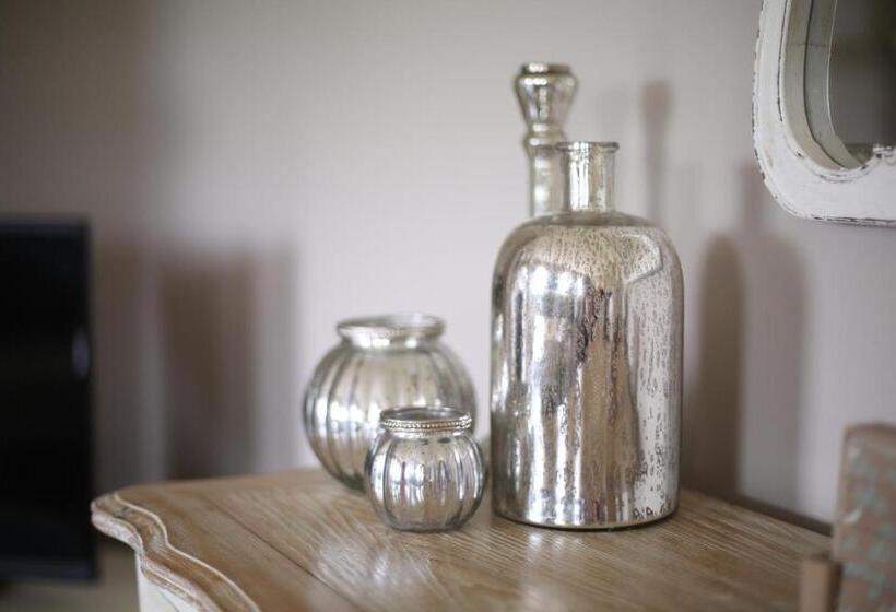 جناح ديلوكس, Birchover Bridgford Hall