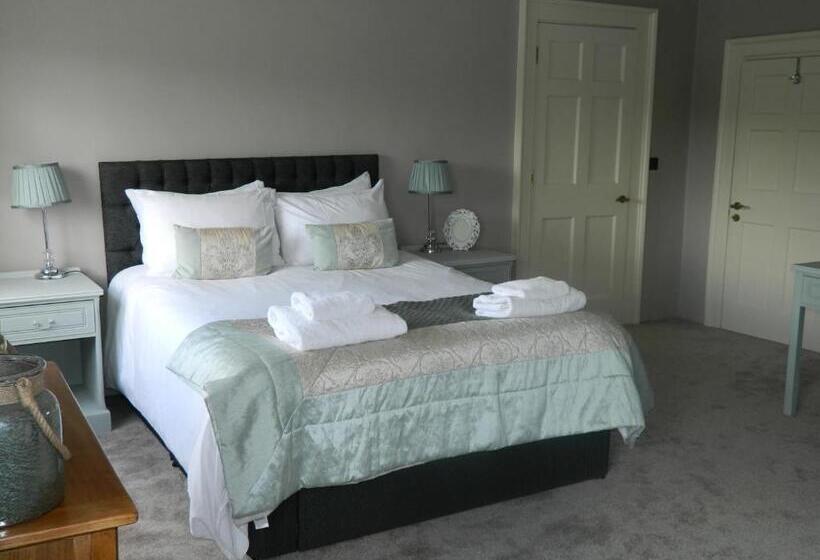 جناح ديلوكس, Birchover Bridgford Hall