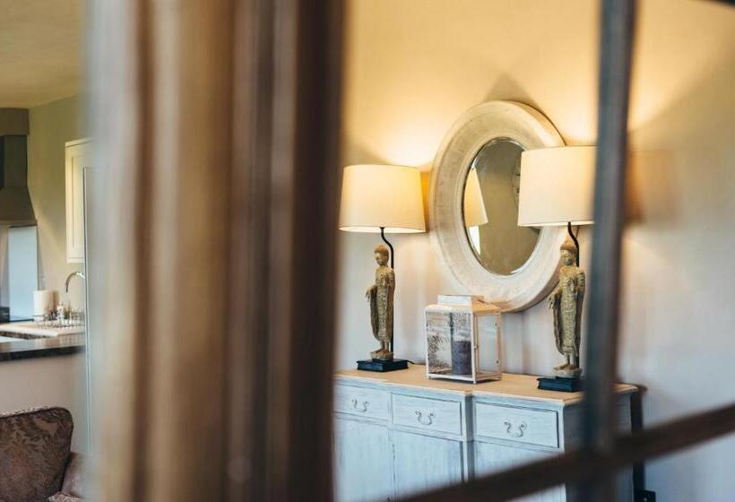 جناح مطلّ علي الحديقة, Birchover Bridgford Hall