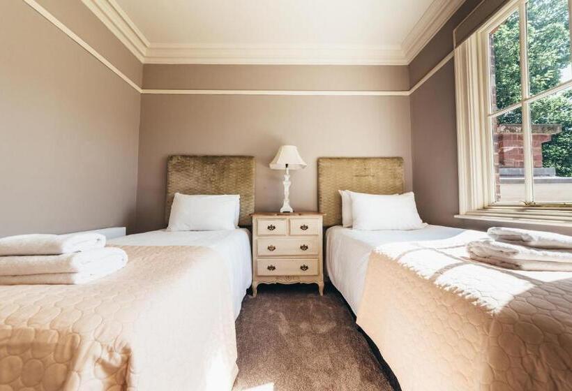 جناح ديلوكس, Birchover Bridgford Hall