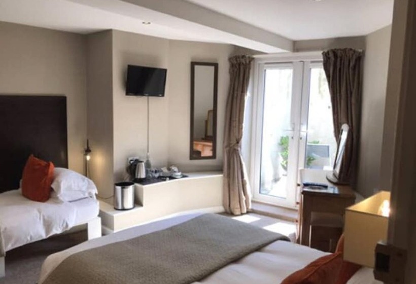 스탠다드 트리플 룸, Martin S Guesthouse