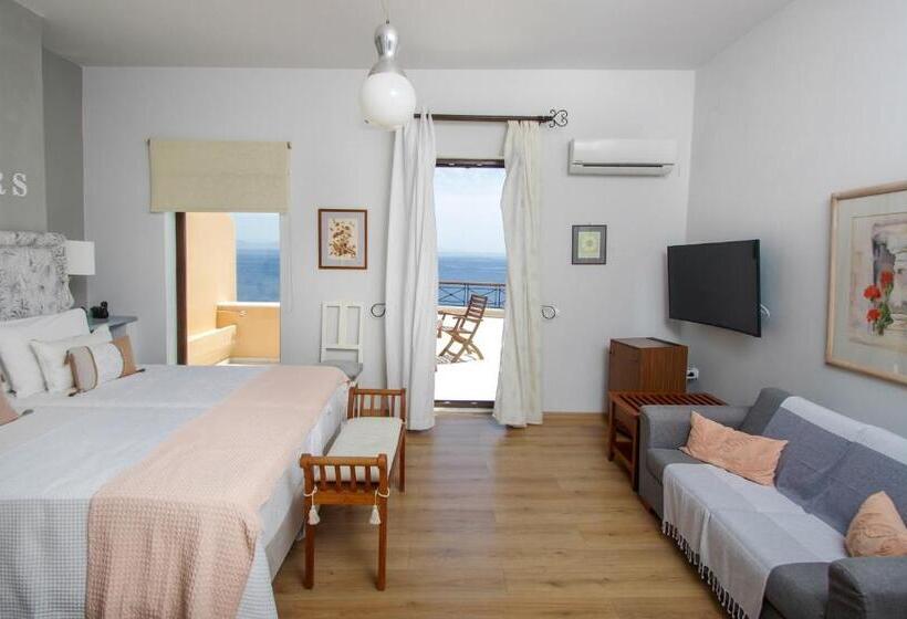 سوییت جونیور با چشمانداز دریا, Arion Syros