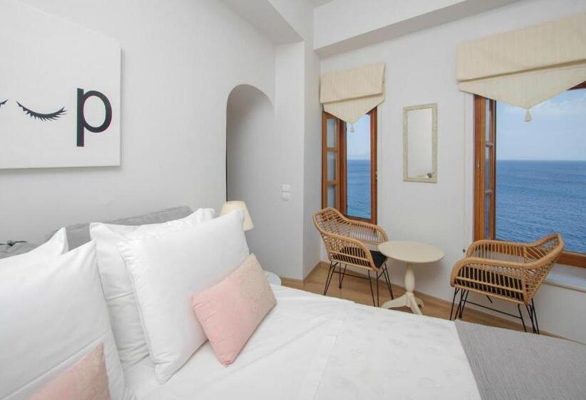 اتاق سه نفره سوپریور با چشمانداز دریا, Arion Syros