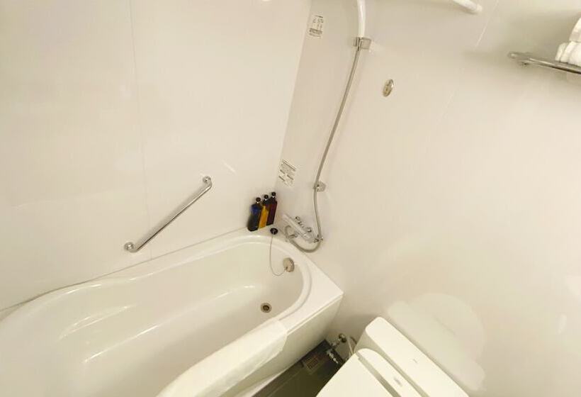 デラックスの４人部屋, Hiroshima Airport