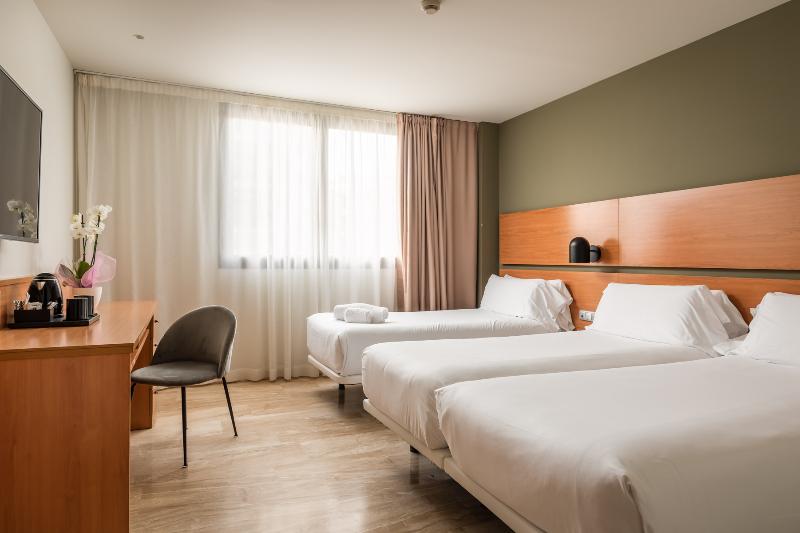 מיטת קינג בסוויטה, Holiday Inn Express Suites Little Rock West, An Ihg