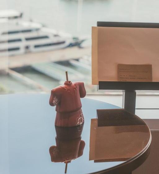 غرفة قياسية مطلّة علي البحر, Indigo Xiamen Harbour, An Ihg