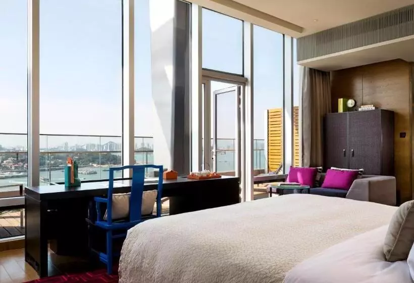 キングサイズベッドのスイートルーム, Indigo Xiamen Harbour, An Ihg