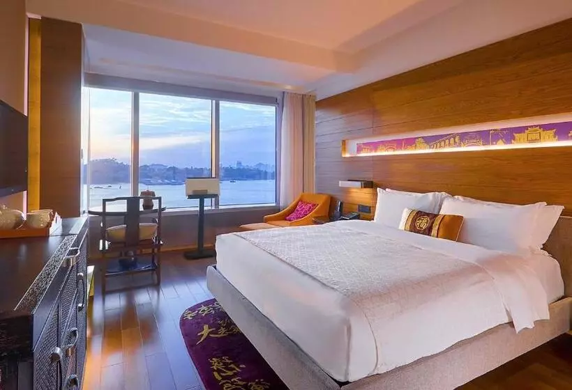 キングサイズベッドのスタンダードルーム, Indigo Xiamen Harbour, An Ihg