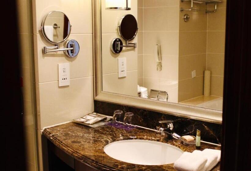 Quarto Deluxe, Tianjin Saixiang