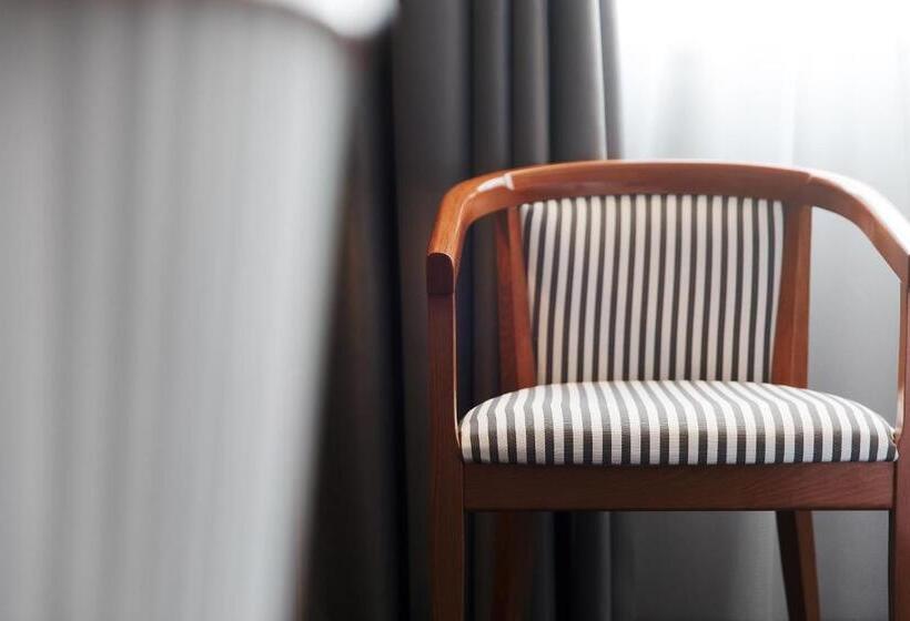 デラックスルーム, Z Palace & Congress Center