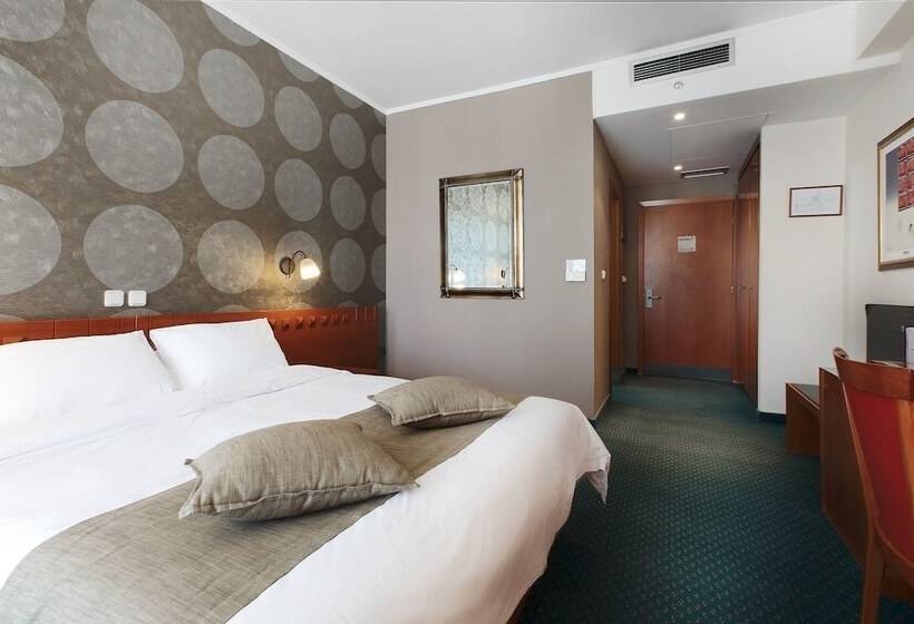 スタンダードルーム, Z Palace & Congress Center