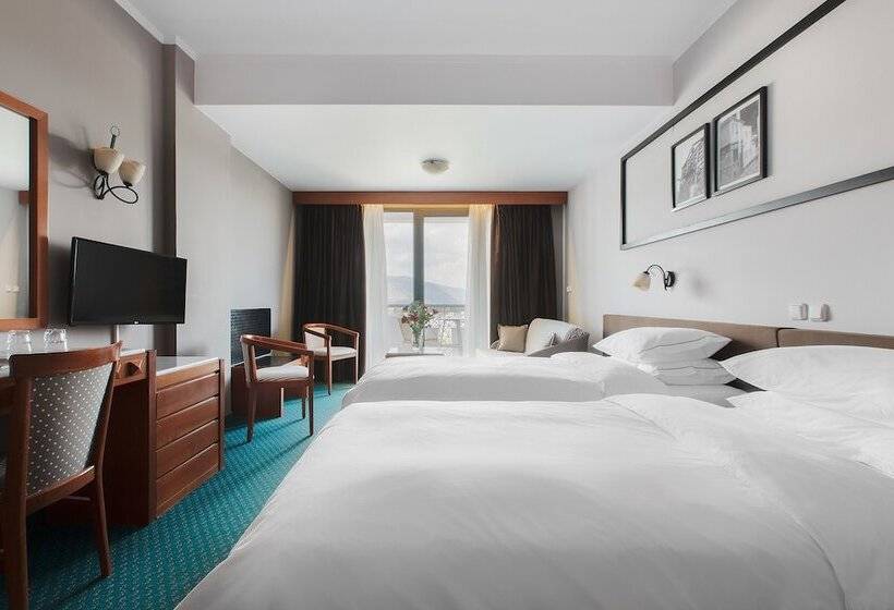 デラックススイート, Z Palace & Congress Center