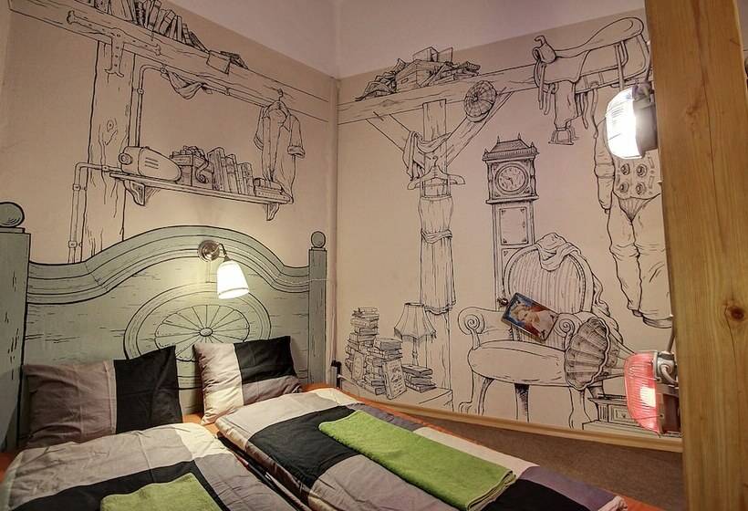 اتاق استاندارد با سرویس بهداشتی مشترک, Lavender Circus Hostel, Doubles & Ensuites