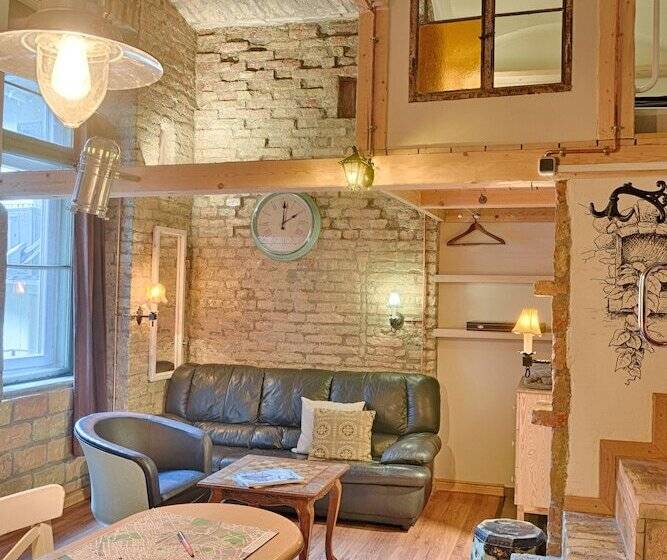 آپارتمان 1 خوابه, Lavender Circus Hostel, Doubles & Ensuites