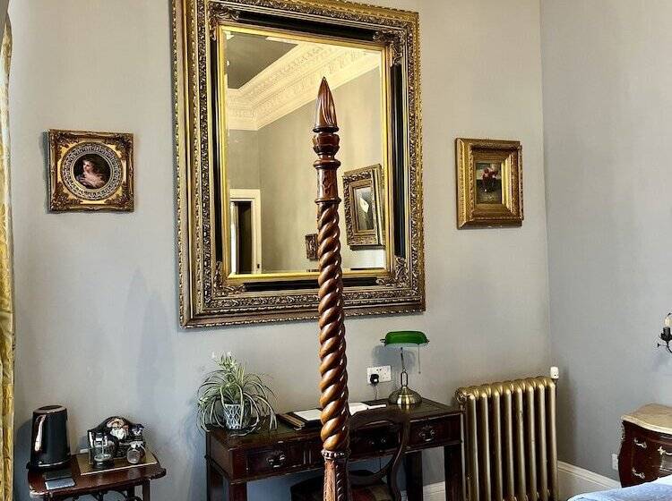 חדר סופריור עם מיטת קינג, The Alamo Guest House