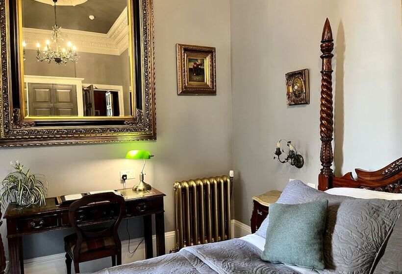 חדר סופריור עם מיטת קינג, The Alamo Guest House