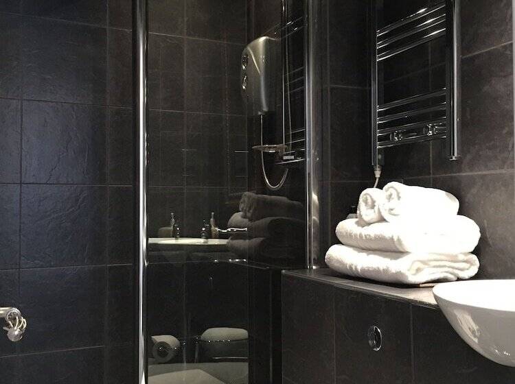 חדר סופריור, The Alamo Guest House