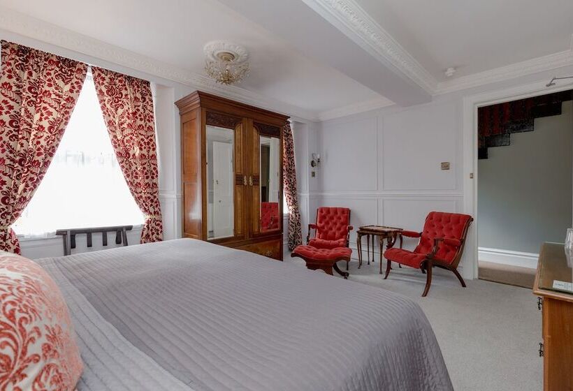 اتاق سوپریور با چشم‌انداز باغ, The Alamo Guest House