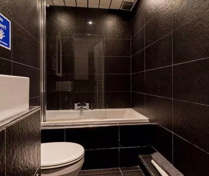 اتاق استاندارد با تخت بزرگ, The Alamo Guest House