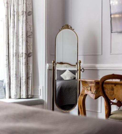 חדר סופריור, The Alamo Guest House