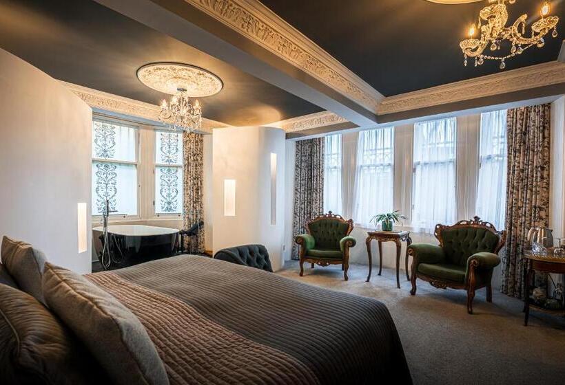 חדר דלוקס, The Alamo Guest House