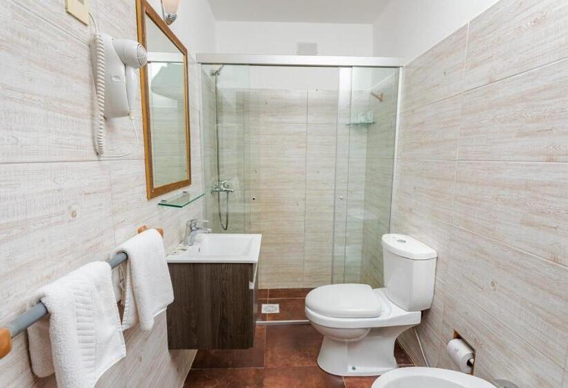 اتاق استاندارد چهار تخته, Bahamas