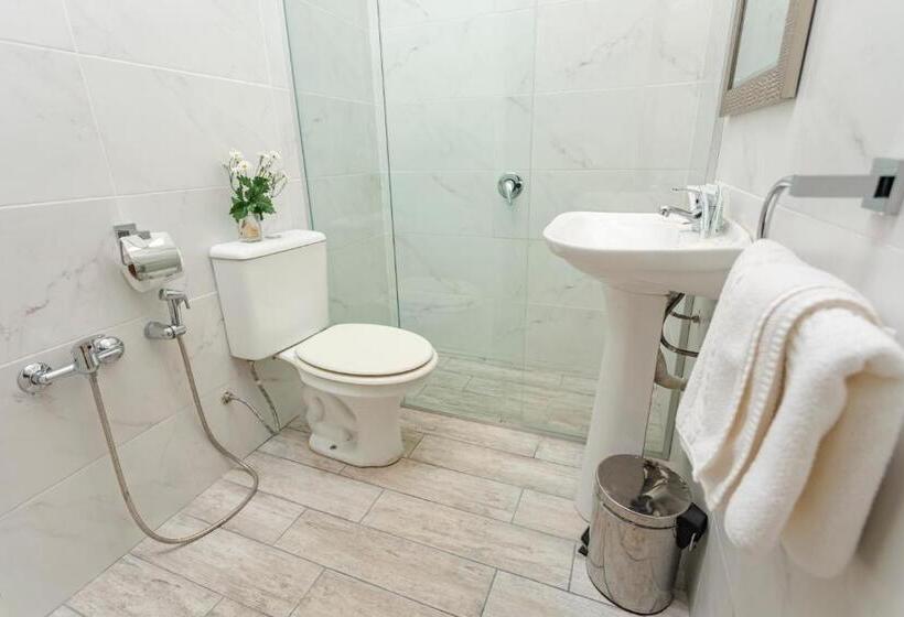 اتاق سوپریور, Bahamas