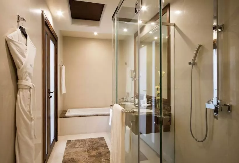 سوییت اجرایی, Concorde Hotel Doha