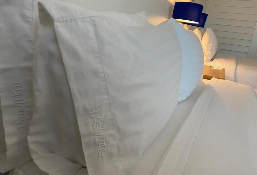 חדר סטנדרט, Holiday Inn Acapulco La Isla, An Ihg