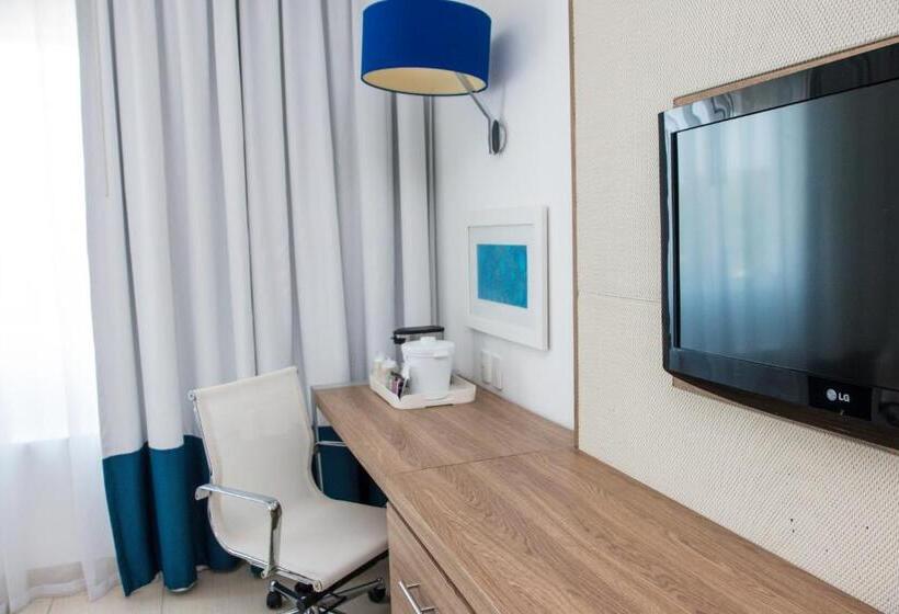 חדר סטנדרט, Holiday Inn Acapulco La Isla, An Ihg