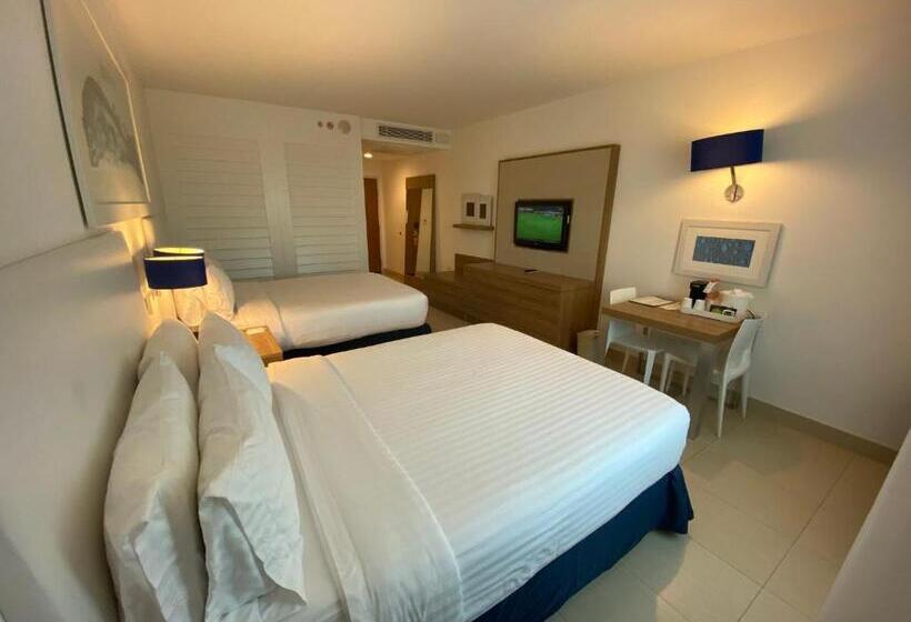 חדר סטנדרט שתי מיטות זוגיות, Holiday Inn Acapulco La Isla, An Ihg