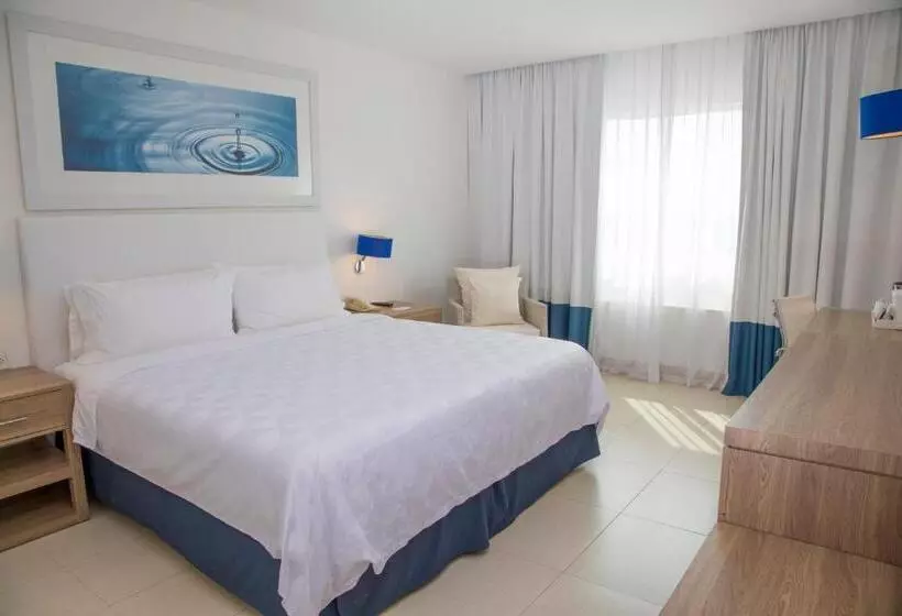 キングサイズベッドのスタンダードルーム, Holiday Inn Acapulco La Isla, An Ihg