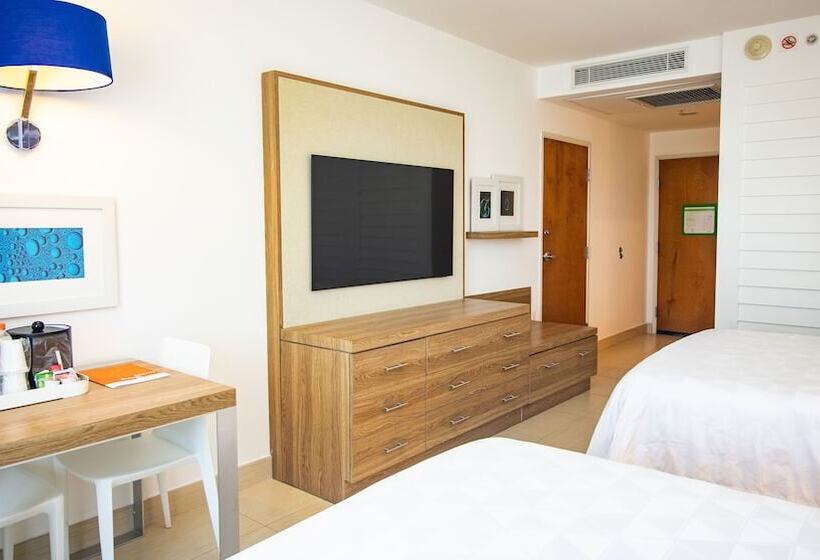 חדר סטנדרט שתי מיטות זוגיות, Holiday Inn Acapulco La Isla, An Ihg