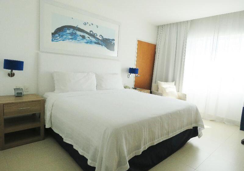 חדר סטנדרט עם מיטת קינג, Holiday Inn Acapulco La Isla, An Ihg