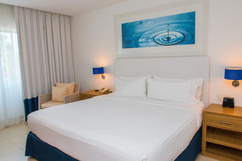 חדר סטנדרט עם מיטת קינג, Holiday Inn Acapulco La Isla, An Ihg