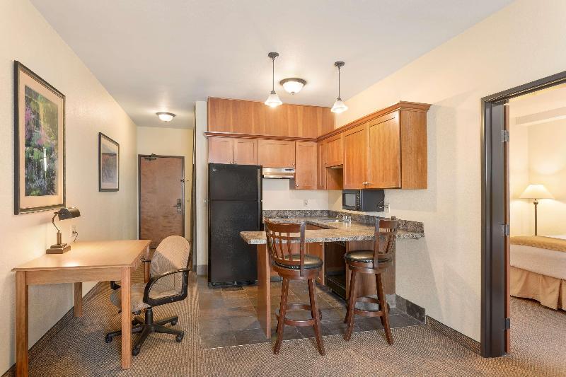 חדר סטנדרט עם מיטת קינג, Holiday Inn Acapulco La Isla, An Ihg