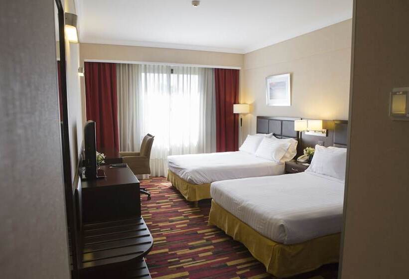 اتاق استاندارد با 2 تخت دوبل, Holiday Inn Ezeiza Airport, An Ihg