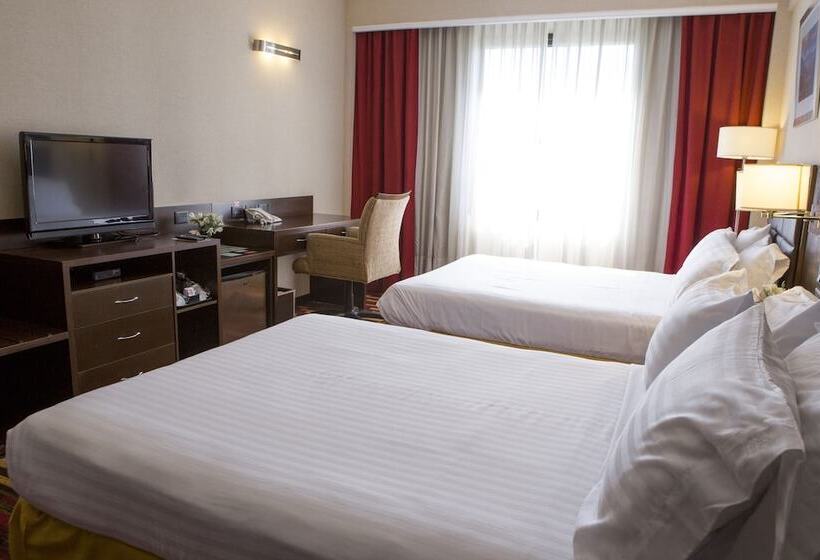 اتاق استاندارد با 2 تخت دوبل, Holiday Inn Ezeiza Airport, An Ihg