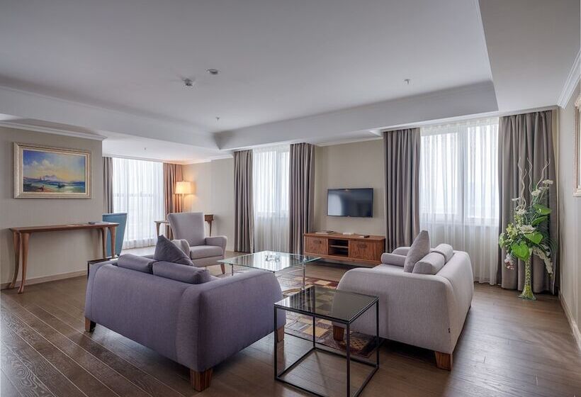 스위트, Ramada Plaza By Wyndham Kahramanmaras