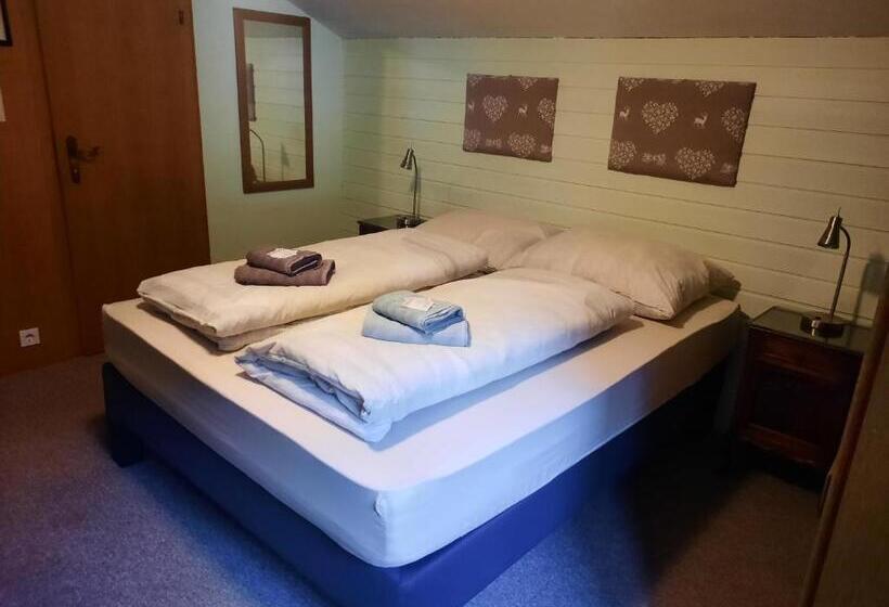 标准间, Haus Gertraud