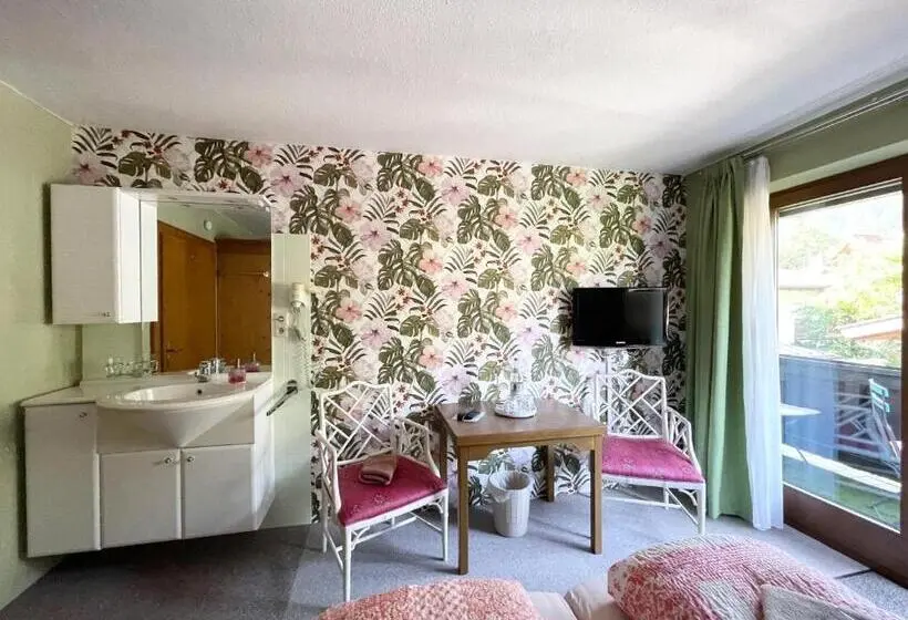 キングサイズベッドのスタンダードルーム, Haus Gertraud