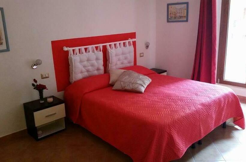 带大床的标准间, Ada S Guest House