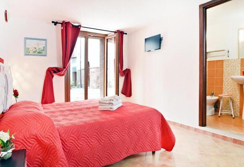 基本三人间, Ada S Guest House