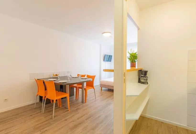 １ベッドルームアパートメント, Appart City Classic Bourgenbresse
