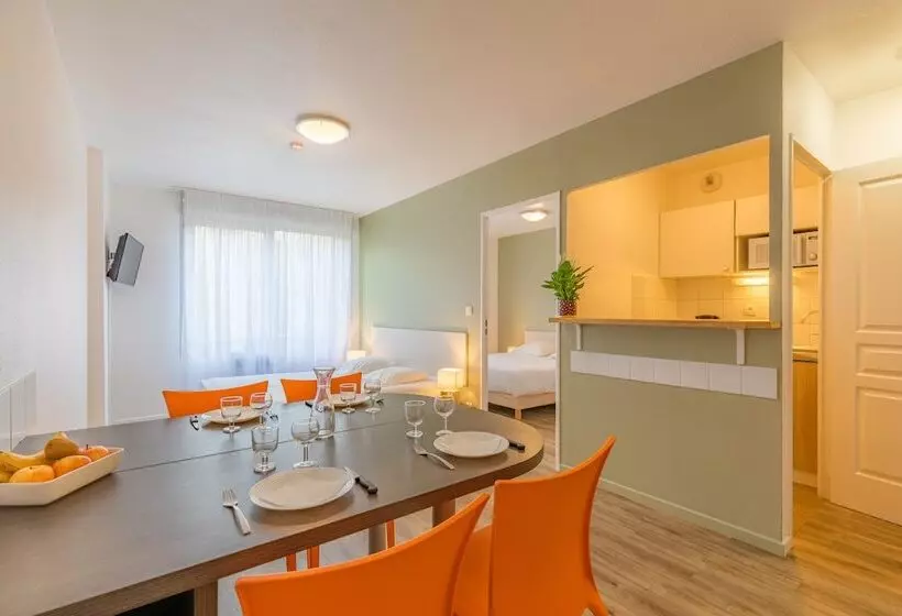 ２ベッドルームアパートメント, Appart City Classic Bourgenbresse