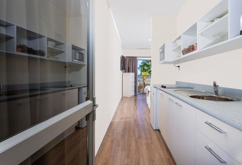 ویلای 1 خوابه با چشمانداز دریا, Castaway Resort