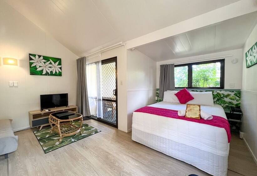 استودیوی استاندارد با چشمانداز دریا, Castaway Resort