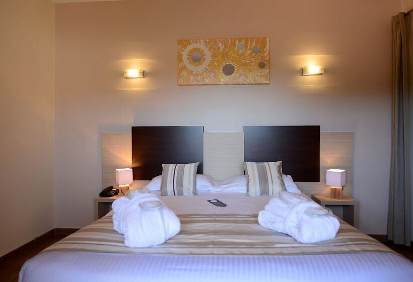 带2个卧室的套房, A Madonetta