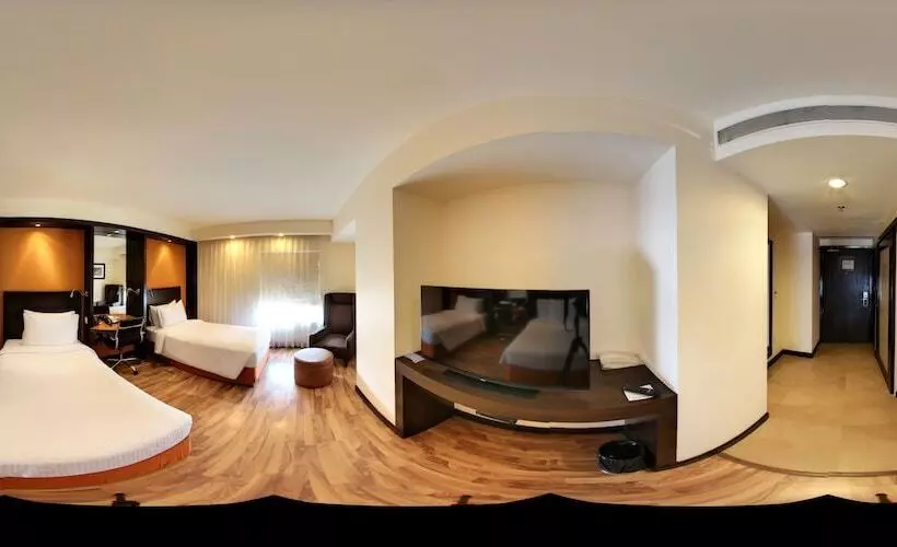 スタンダードルーム, Hampton By Hilton Vadodara  Alkapuri